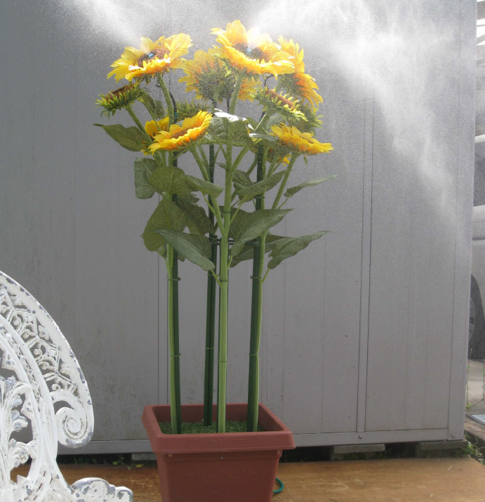 環境改善システム『ひまわり型ミストシャワー』