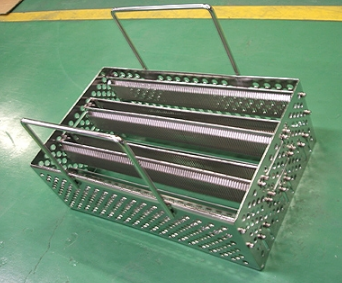 中型事例4 基盤洗浄籠