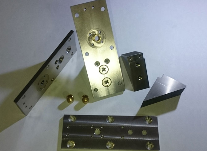 設備研究装置　製作サービス