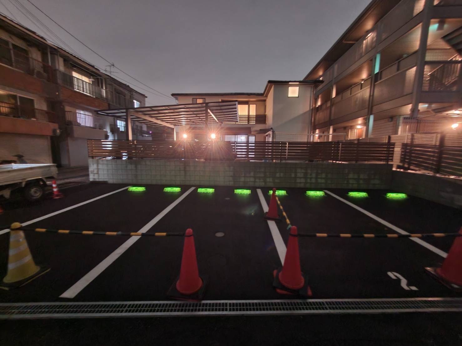 車輪止め『CAR STOP LUMIE(カーストップルミエ)』