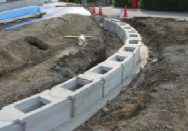 コーナー・カーブ自在型側溝『フレキシブル側溝』