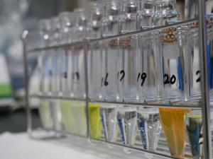 サプリメント製品のドーピング禁止物質分析サービス