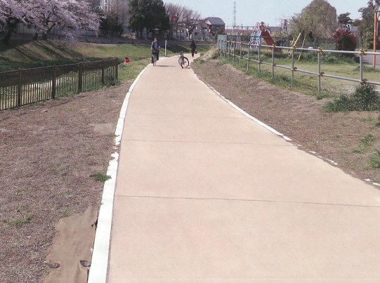 透水性土系スラグ舗装材『エターナルサンド』