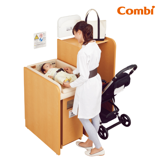 ベビー休憩室】Combi エンジェルKベビーカー置場KB11 コンビウィズ