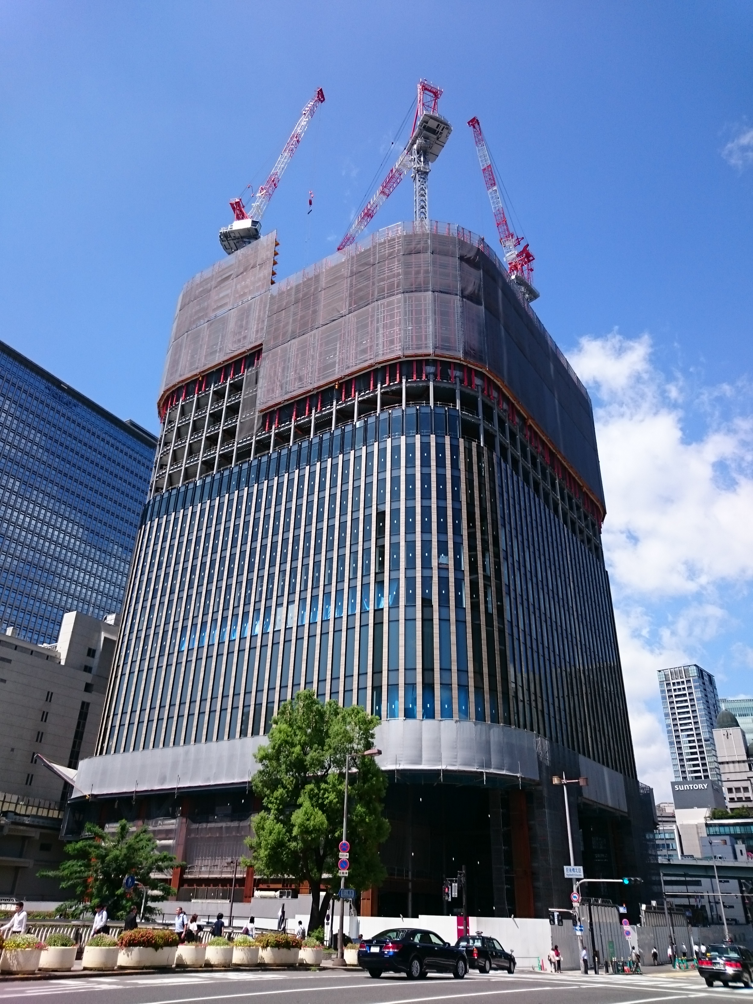 型枠足場/外周パネルクライミングシステム『PERI RCS』