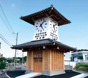 ≪塔時計≫　ビル　壁面　屋外　学校　駅　公園　商業施設　建物