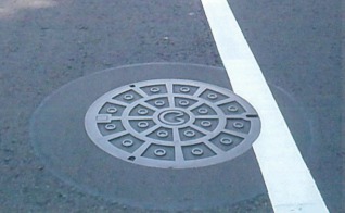 マンホール鉄蓋円形工法『セイフティーフラット工法』