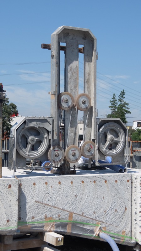 CWF工法（完全無水切断・削孔工法）