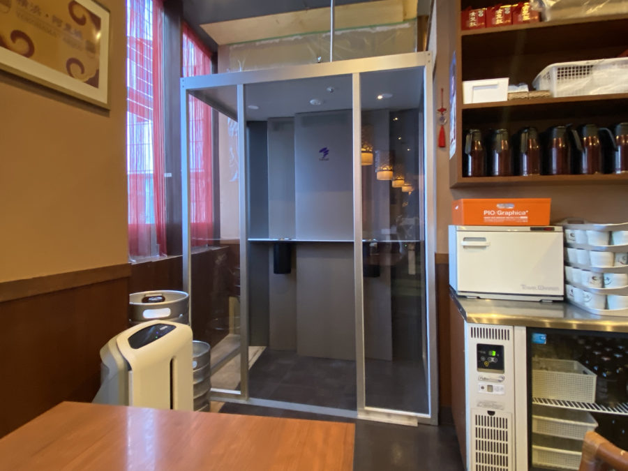 【導入事例】飲食店内に喫煙所 分煙脱臭ブースを設置／東京都中央区