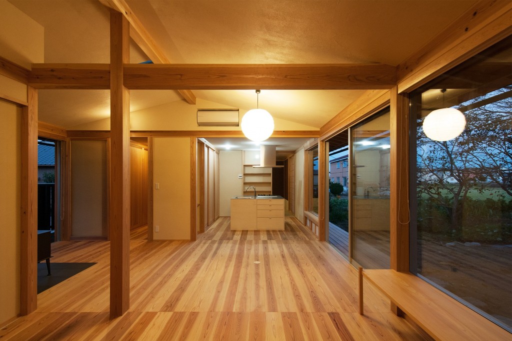 杉ムク内装材『マルナカのフローリング』