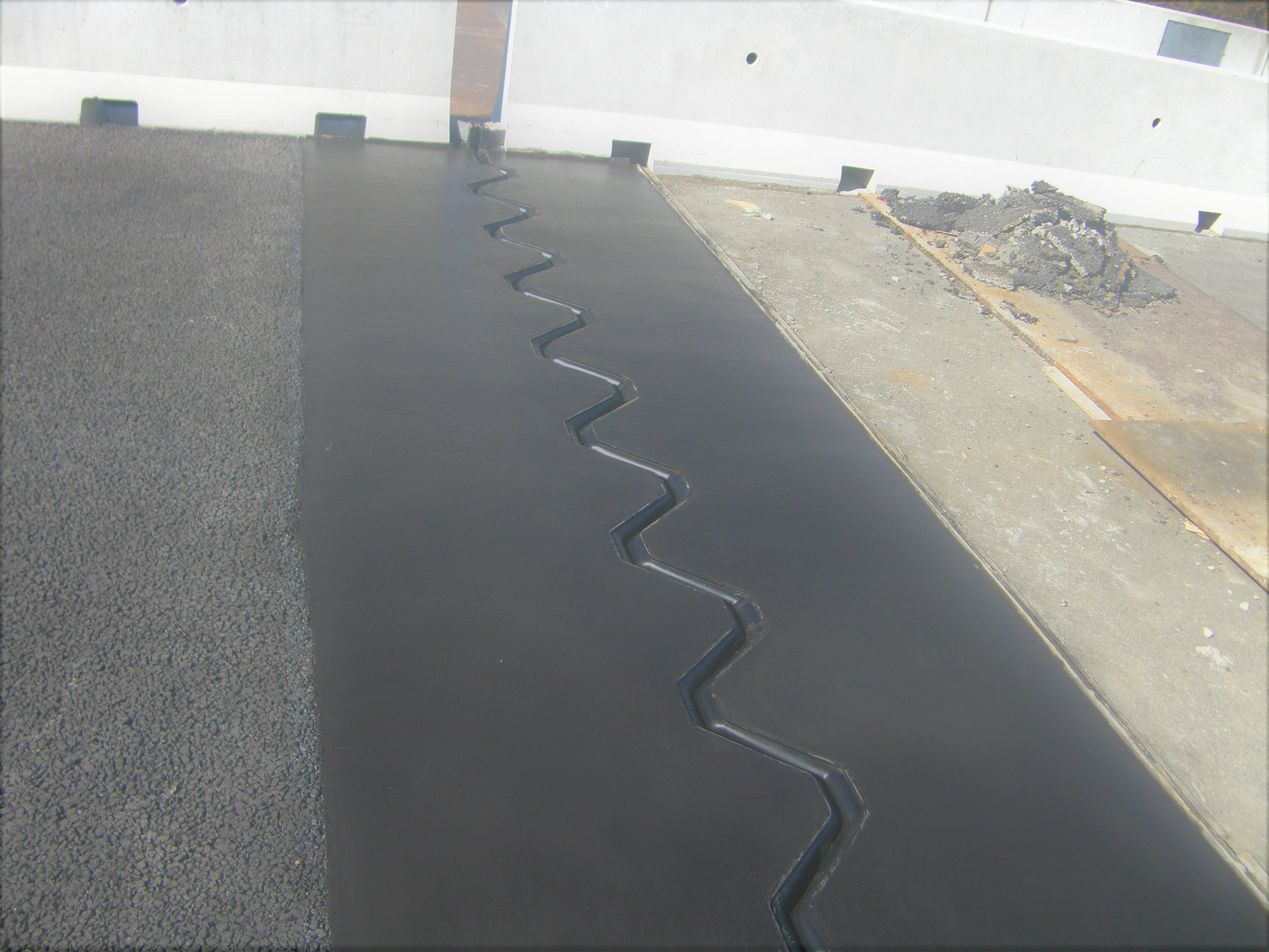 伸縮装置ハイブリッドジョイント【施工事例　宮崎県】