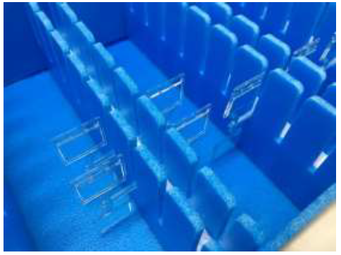 【事例】表示窓用トレー