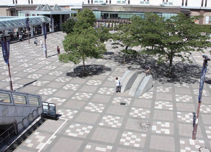 14_透水性インターロッキング『レッシュ Bシリーズ』