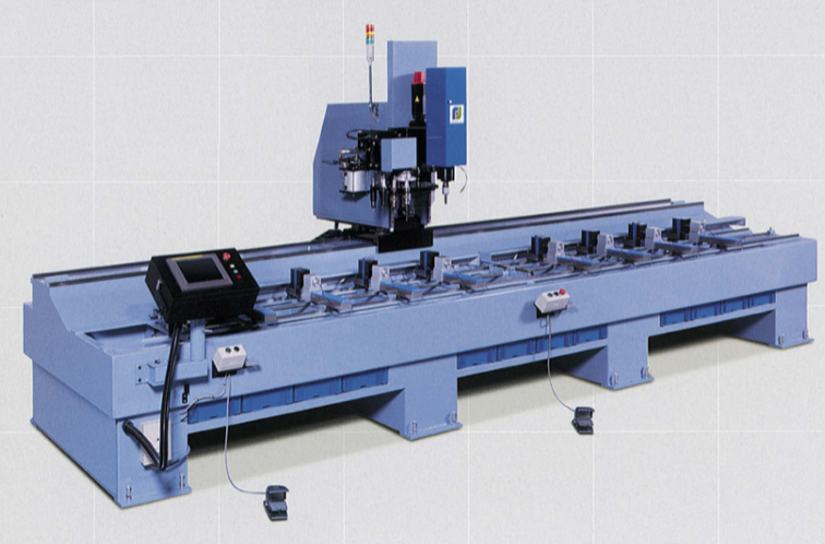 NC長尺加工機『FB-5000-12ATC』