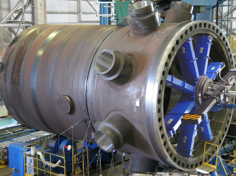 大型ワークに適したポータブル加工機『Fmax6000』