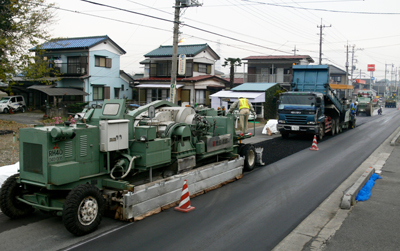 薄層オーバーレイ工法『ヒートスティック』