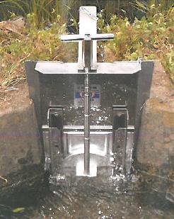 水田止水機　「田門」