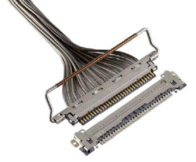 【総合カタログ無料進呈中！】水平挿抜型 細線同軸コネクタ