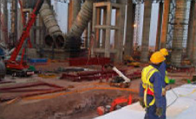 配管・パイプカバー・断熱材：配管と巨大ボイラーに当社断熱材を活用