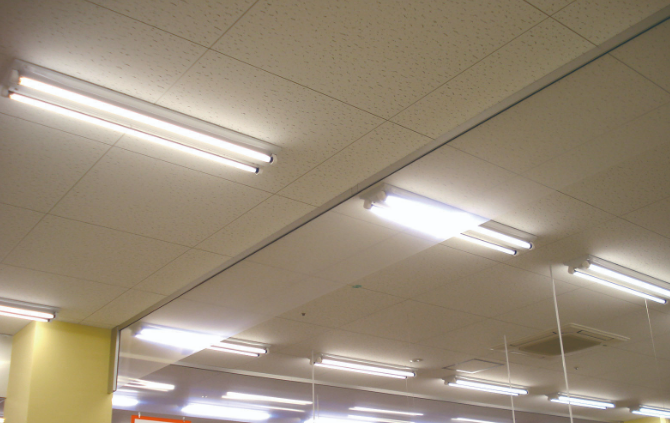 不燃シート製　防煙垂れ壁『かるかべ(TM)』