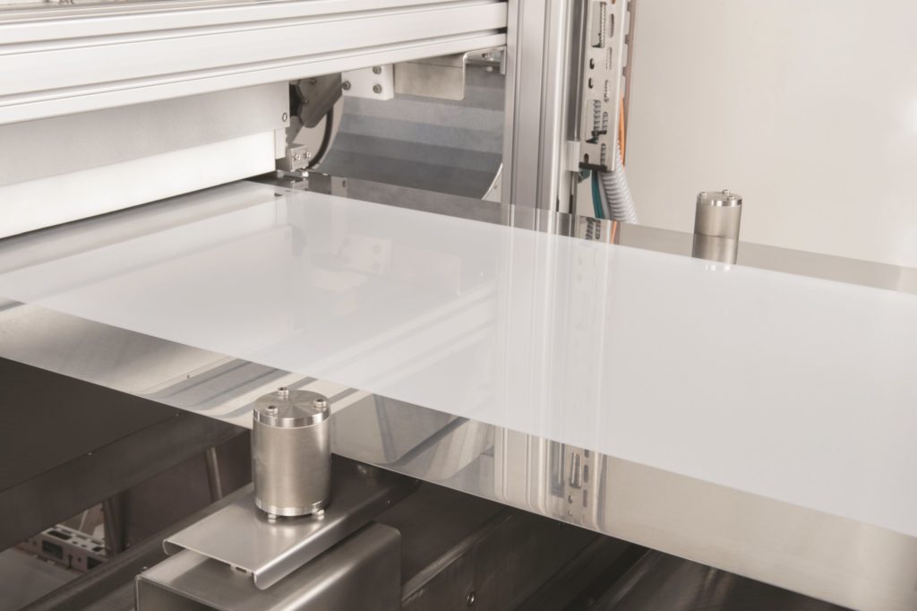 フィルム連続成形装置