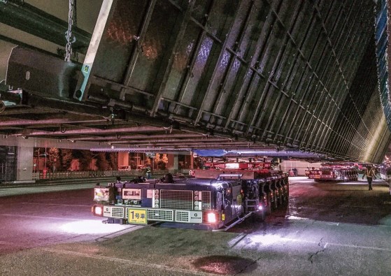 【保有機械】Goldhofer社製自走式多軸台車