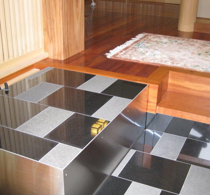 段差解消機『フロアリフト』