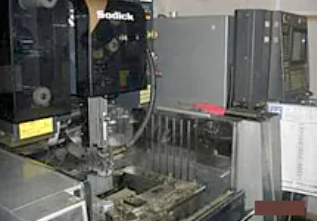 【設備紹介】SODICK製 ワイヤーカット「AQ535L」