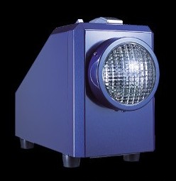 ハイスピードカメラ撮影でもチラつかない！メタルハライド照明装置