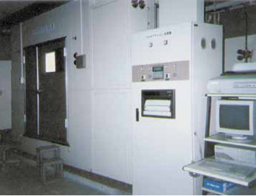 培養室『グロースチャンパー TGE（スタンダードタイプ）』