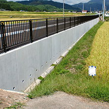 歩行者・自転車用転落防止柵基礎付きL型擁壁『FL-JP/JPS』