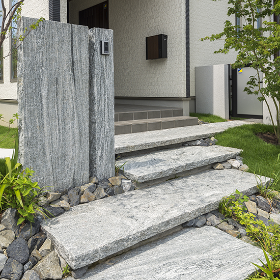 ヴィスタストーン白御影 全面割仕上げ（花崗岩） 竹藤商店 | イプロス