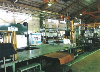 ゴムプレス部門のご紹介