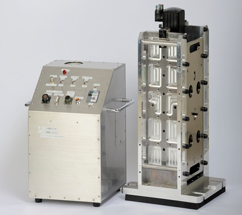 構造物への振動を与えます！小型起振機『SLTCAT-39』