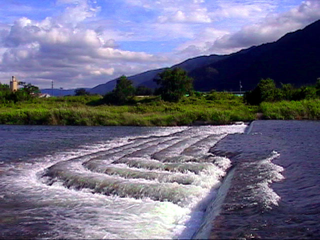 『棚田式魚道』の事例紹介：岐阜県の牧田川での魚道設計/工事