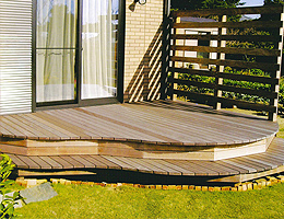 ～暮らしに癒しの空間を～ エクステリア　ウッドデッキ