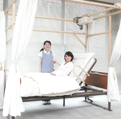 介護ベッド『楽りん』