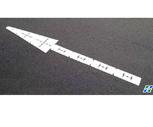 仮設車線誘導路面表示矢印『アローライン（5010）』