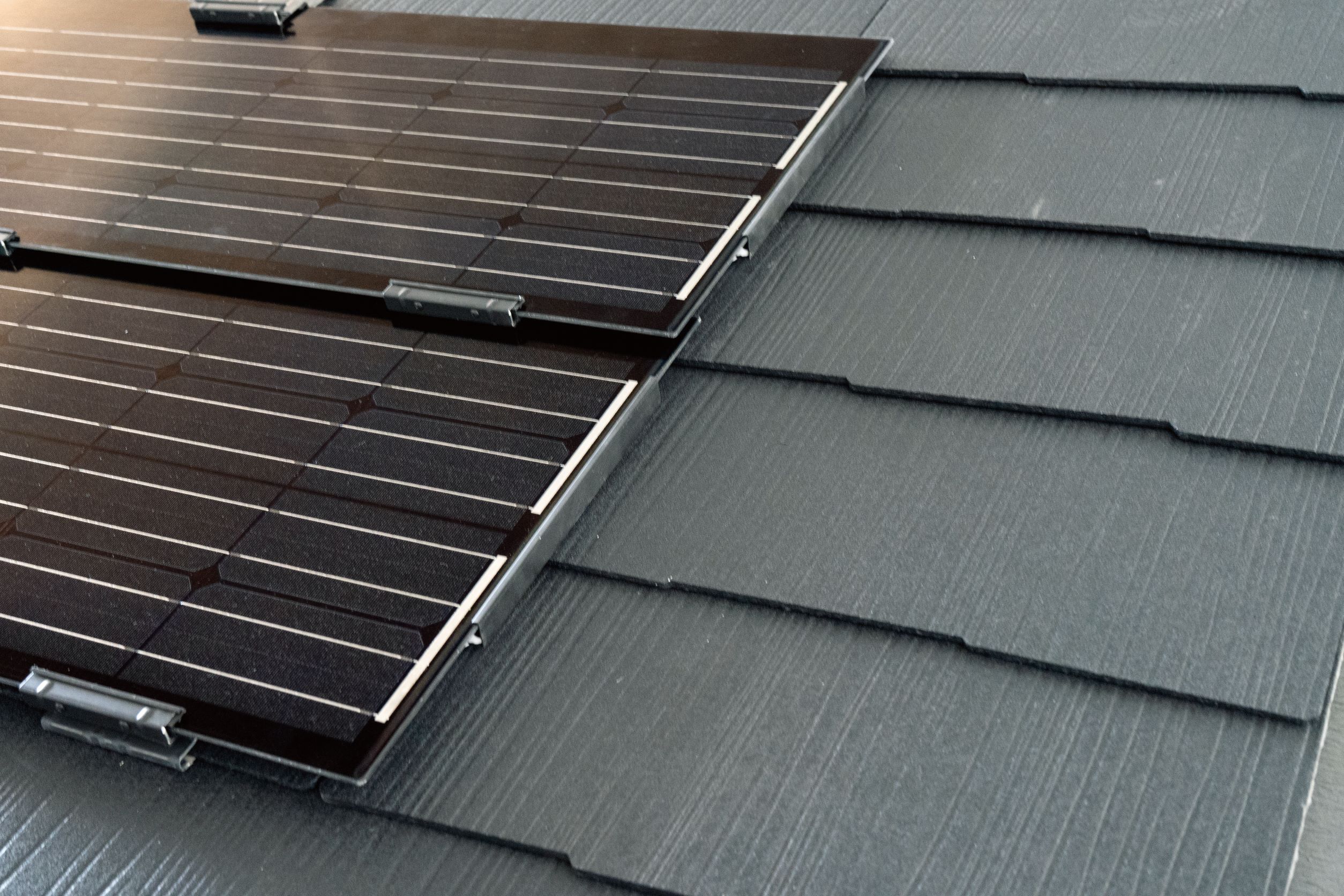 化粧スレート瓦専用太陽電池『SoltileX(R)』