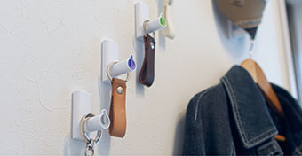 壁付けフック『I'm HOOK(アイム・フック)』