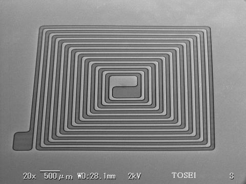 ITO膜の剥離加工事例　「レーザ微細加工の受託加工」