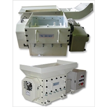 破砕機　クラッシャー