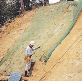 落石防止・植生ネット