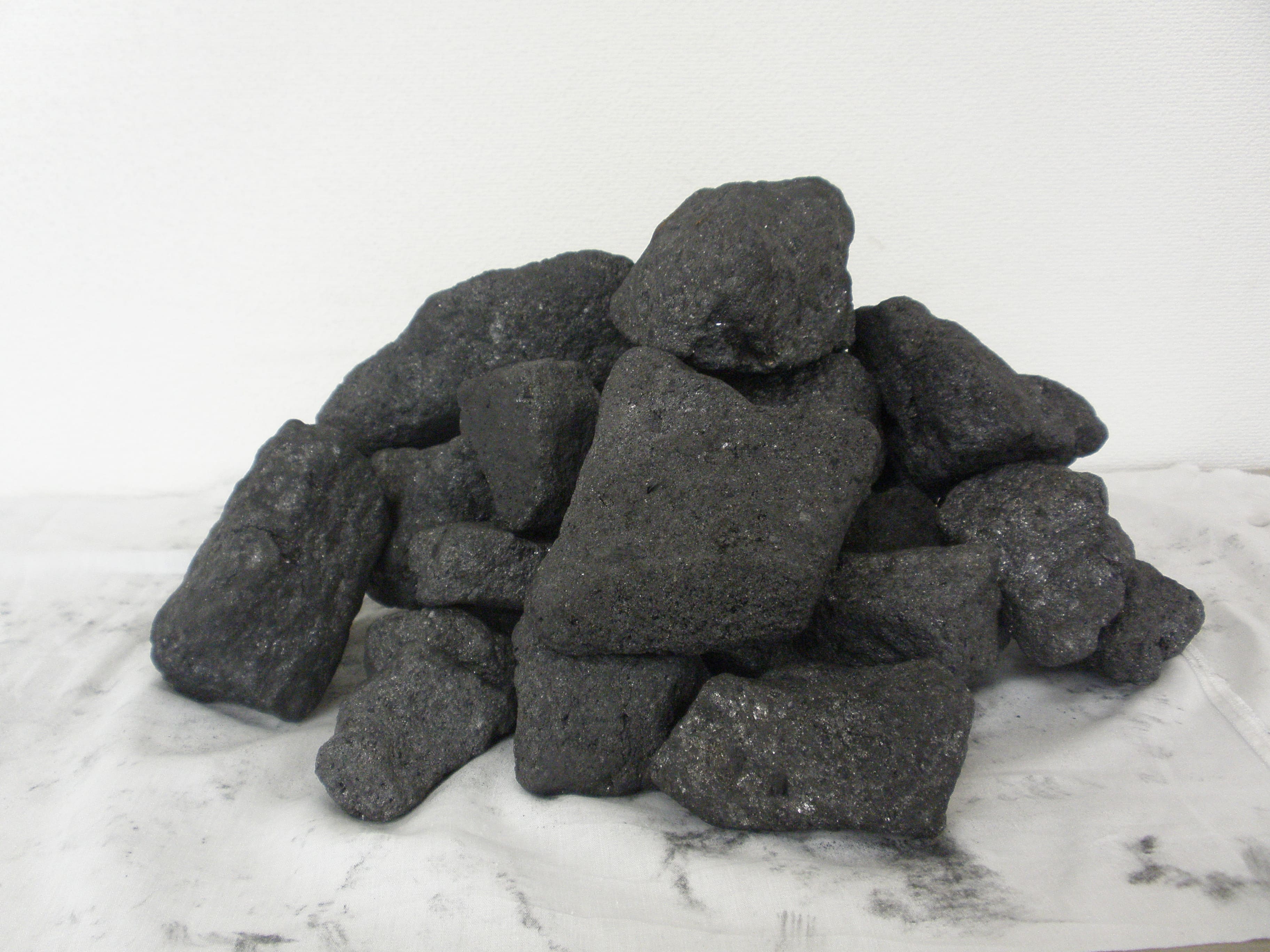 炭素材　『コークス』『無煙炭』　『黒鉛』