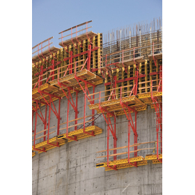 IR_2009_11_LNG Assaluyeh_56P1529_rp_hr-min.jpg