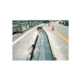 ?データセンター向け機能樹脂 画像10.png