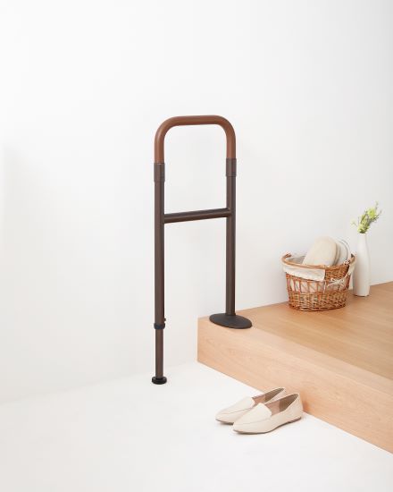 BAUHAUS 上がりかまち用手すり | マツ六 - Powered by イプロス