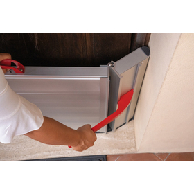 Classic-appoggio-portone-mano-chiusura-maniglia-step1 resized.jpg